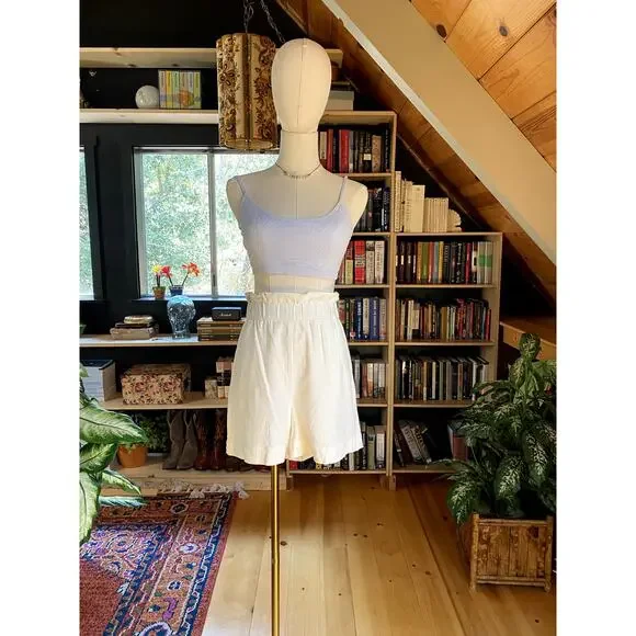 White Linen Shorts - Picture 6 of 7